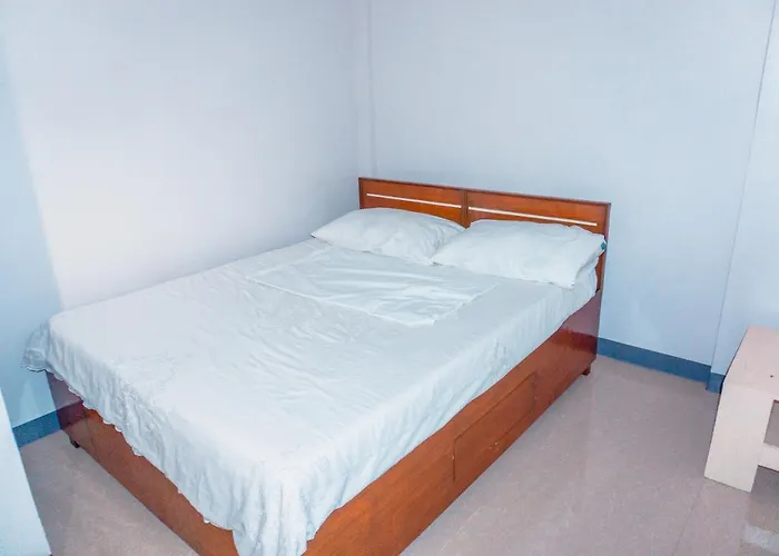 Two Story 87 Sqm Fully Air-conditioned House In Babag 2, Lapu-lapu アパート *