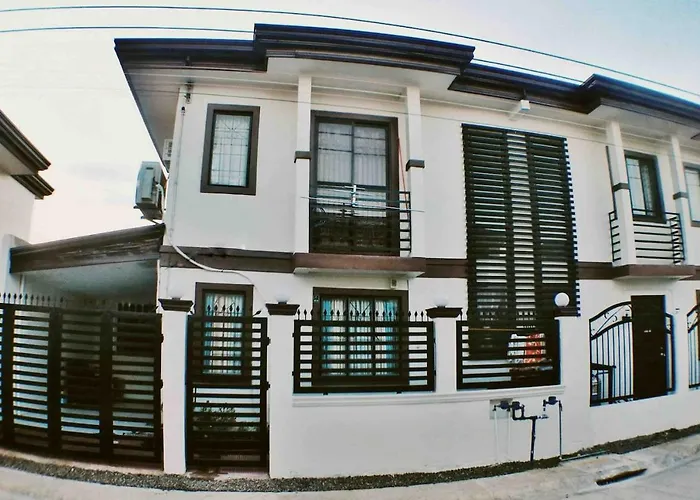 アパート Two Story 87 Sqm Fully Air-conditioned House In Babag 2, Lapu-lapu *